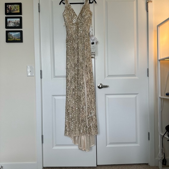 Sequin Cassandra stone 5018A Gown MAC DUGGAL Nude Gold for prom wedding party - Picture 4 of 5